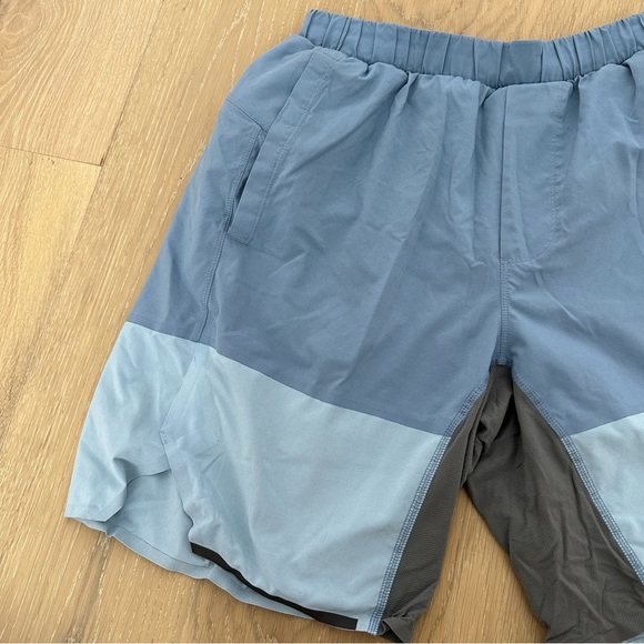 Lululemon Men's Blue Athletic Shorts Mesh Lined Train to Beach Swim Run Gym 7” - Picture 2 of 14